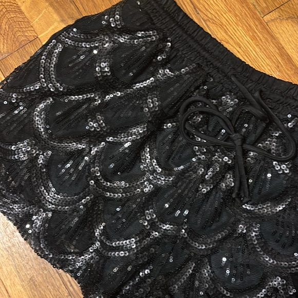 Living Doll Sequin Shorts - Picture 5 of 9